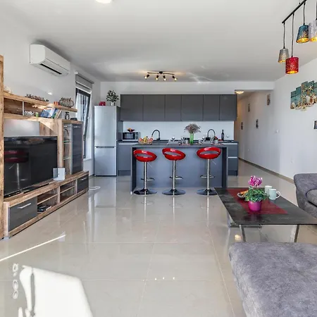 Apartament Beautiful In With Wifi
